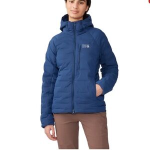 Mountain Hardwear Women's Navy Hooded Insulated Puffer Jacket